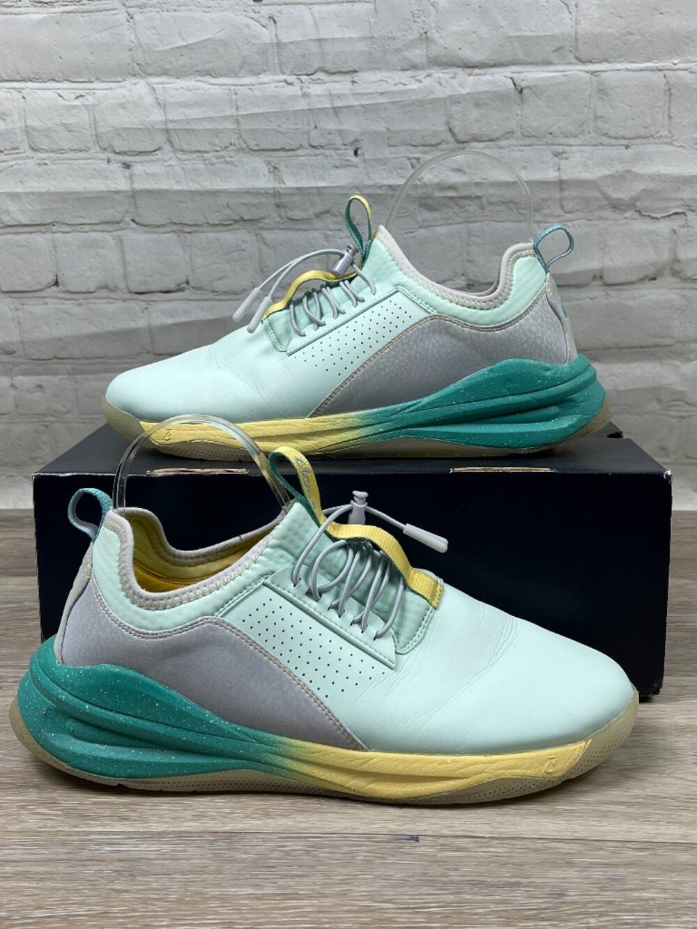 Clove Supernova Healthcare Nursing Sneakers Women SIZE 10.5